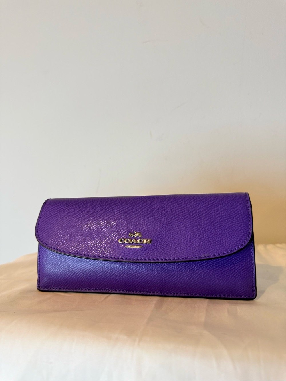 Coach Crossgrain Leather Soft
Slimline Wallet- Purple